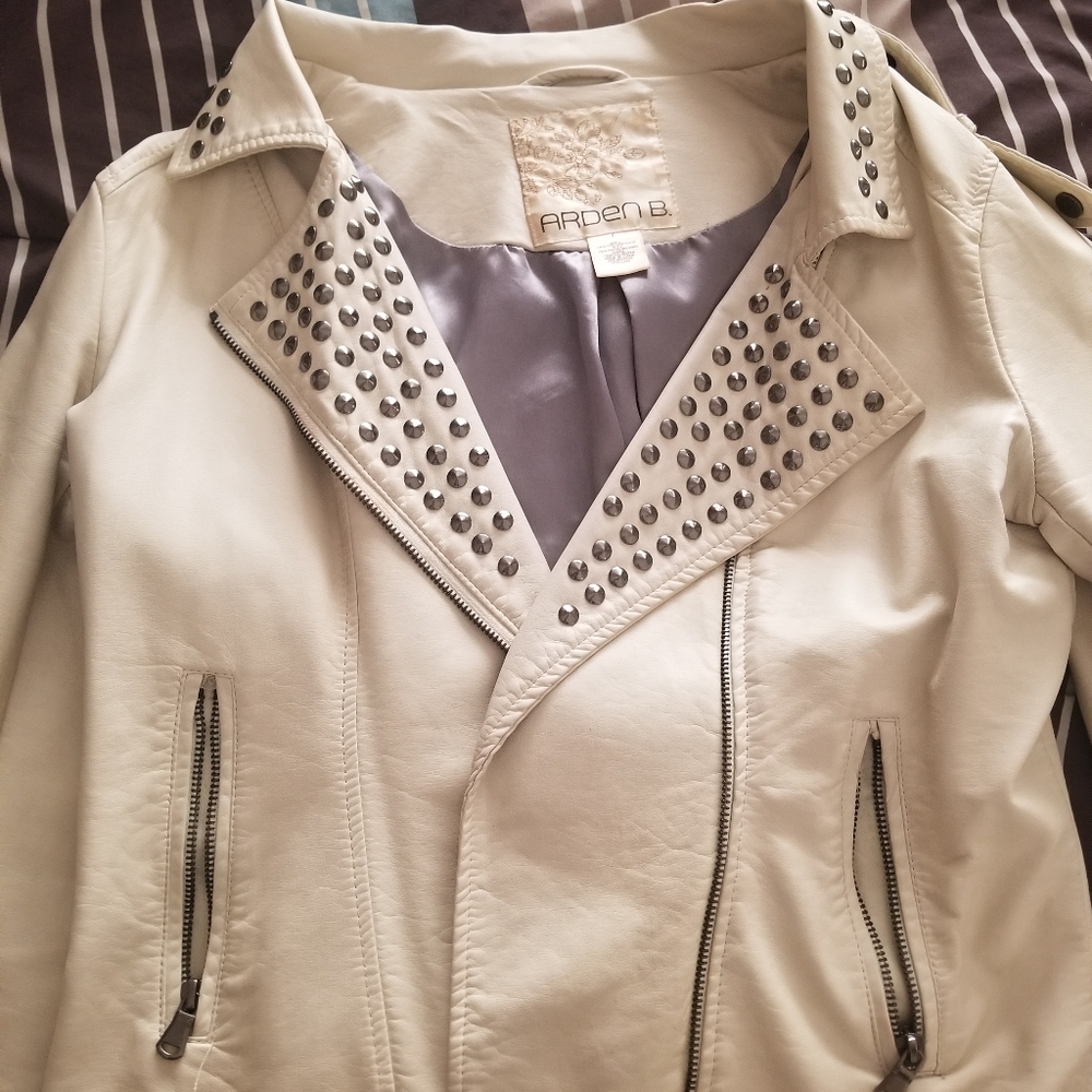 Leather cream jacket